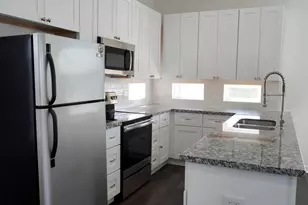 2718 Anita St, Houston, TX 77004 - Photo 10