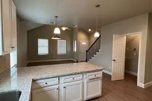 9720 Pelsey St, Houston, TX 77029 - Photo 2
