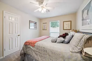 1534 Beaconshire Rd, Houston, TX 77077 - Photo 14