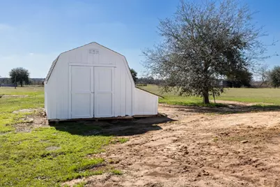 2201 Lauren Lane, Sealy, TX 77474 - Photo 40