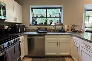 63 S Stony Bridge Cir, The Woodlands, TX 77381 - Photo 8