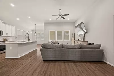 1665 Morgan Trail Drive, Alvin, TX 77511 - Photo 8