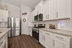 1665 Morgan Trail Dr, Alvin, TX 77511 - Photo 16