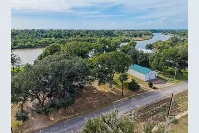 1402 County Road 243, Bay City, TX 77414 - Photo 34