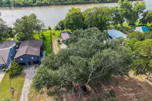 1402 County Rd 243, Bay City, TX 77414 - Photo 36