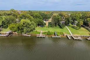 1402 County Rd 243, Bay City, TX 77414 - Photo 42