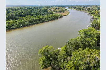 1402 County Road 243, Bay City, TX 77414 - Photo 38
