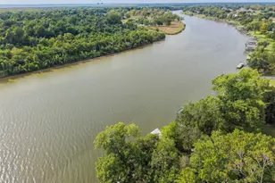 1402 County Rd 243, Bay City, TX 77414 - Photo 38