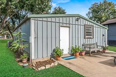 1402 County Road 243, Bay City, TX 77414 - Photo 28
