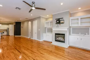832 W 18th St, Houston, TX 77008 - Photo 14