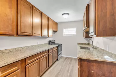 4706 Yellowstone Boulevard #5, Houston, TX 77021 - Photo 2