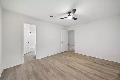 12527 Mistymont Drive, Houston, TX 77070 - Photo 10