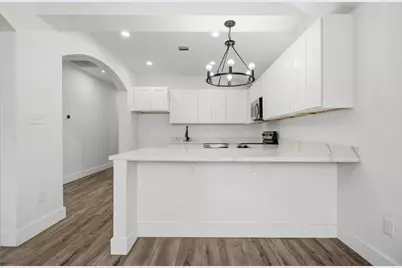 5030 Rapido Road, Houston, TX 77033 - Photo 6