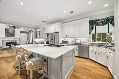 15 Golf Links Court, Kingwood, TX 77339 - Photo 10