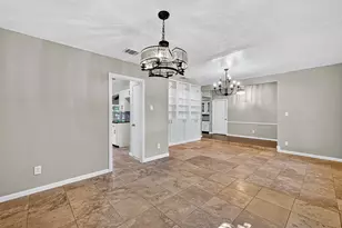 7618 Twin Hills Dr, Houston, TX 77071 - Photo 10