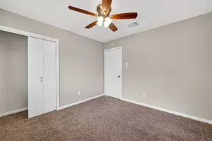 7618 Twin Hills Dr, Houston, TX 77071 - Photo 40