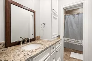 12927 Hansel Ln, Houston, TX 77024 - Photo 38