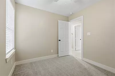 9716 Fillmore Street, Houston, TX 77029 - Photo 14