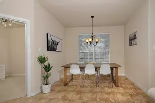 3 Pine Needle Pl, The Woodlands, TX 77382 - Photo 6