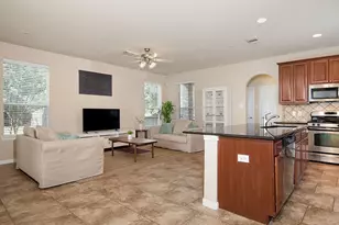 3 Pine Needle Pl, The Woodlands, TX 77382 - Photo 8
