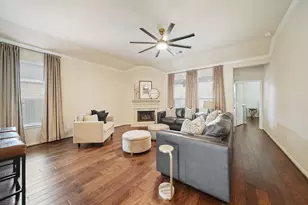 13739 McKinney Creek Ln, Houston, TX 77044 - Photo 6