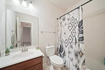 13739 McKinney Creek Lane, Houston, TX 77044 - Photo 18