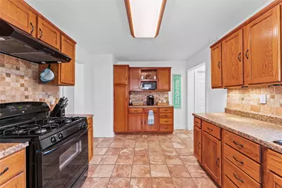 1901 Bayou Homes Drive, Galveston, TX 77551 - Photo 12