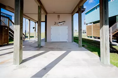 12919 Coronado Drive, Freeport, TX 77541 - Photo 22