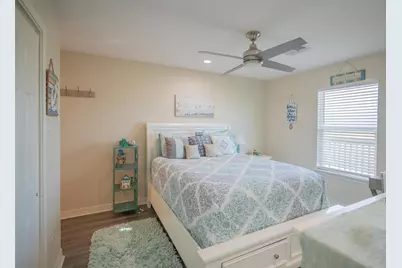 12919 Coronado Drive, Freeport, TX 77541 - Photo 12