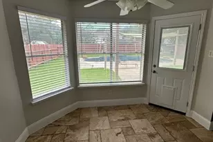 16715 Parliament Dr, Houston, TX 77083 - Photo 10