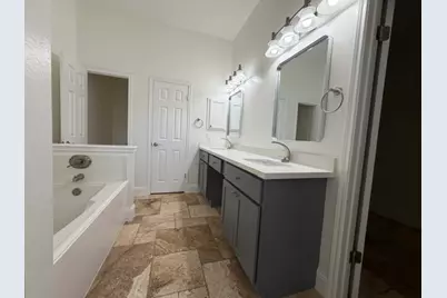 16715 Parliament Drive, Houston, TX 77083 - Photo 22
