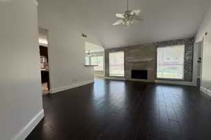 16715 Parliament Dr, Houston, TX 77083 - Photo 4
