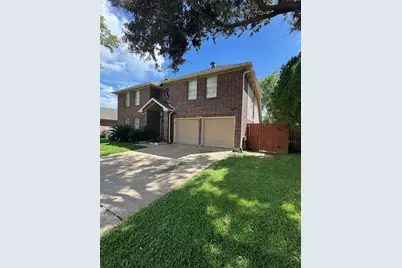 16715 Parliament Drive, Houston, TX 77083 - Photo 2