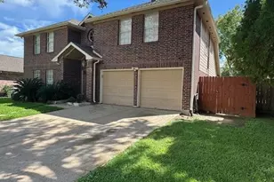 16715 Parliament Dr, Houston, TX 77083 - Photo 2