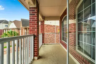 3658 Burning Palms Ct, Houston, TX 77042 - Photo 32