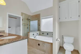 3658 Burning Palms Ct, Houston, TX 77042 - Photo 34