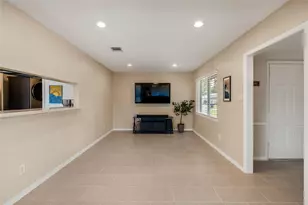 2302 Willowby Dr, Houston, TX 77008 - Photo 12