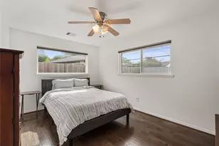 2302 Willowby Dr, Houston, TX 77008 - Photo 16