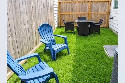 123 Eastwood Street, Houston, TX 77011 - Photo 22