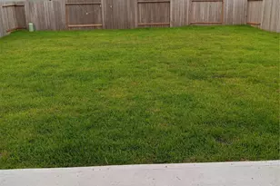 7837 Pink Dahlia Dr, Houston, TX 77016 - Photo 14