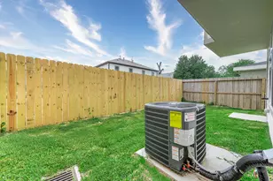 789 Fortune St, Houston, TX 77088 - Photo 46