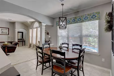 19 S Linton Ridge Circle, The Woodlands, TX 77382 - Photo 6