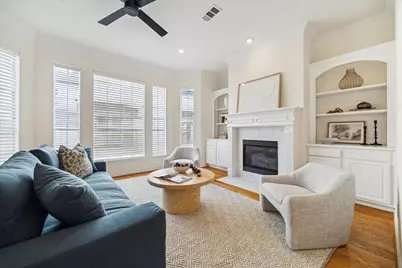 909 Reinicke Street, Houston, TX 77007 - Photo 2