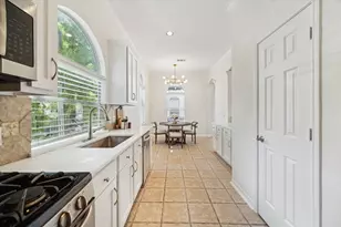 909 Reinicke St, Houston, TX 77007 - Photo 8