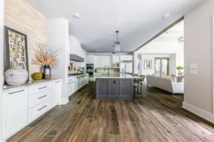 8619 Woods Hollow Trail, Fulshear, TX 77406 - Photo 22