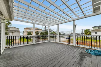 1110 64th Street, Galveston, TX 77551 - Photo 18