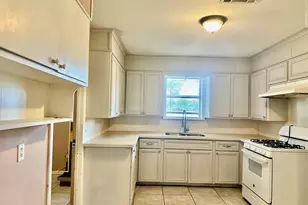 1100 Frost St, Rosenberg, TX 77471 - Photo 6