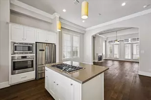 238 E 28th St, Houston, TX 77008 - Photo 10