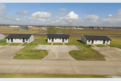 1225 Kingston Drive #B, Wharton, TX 77488 - Photo 2
