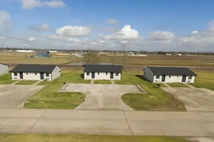 1225 Kingston Dr, Wharton, TX 77488 - Photo 2